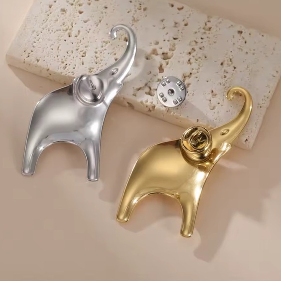 Elephant Gold Stainless Steel Waterproof Brooch - Picture 15 of 16